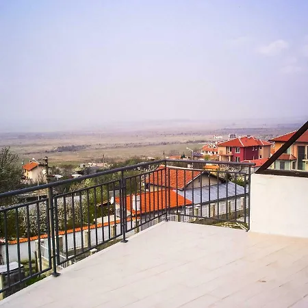 펜션 Deluxe With Sun Terrace Overlooking The Sea 네세부르