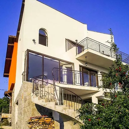 Deluxe With Sun Terrace Overlooking The Sea * 네세부르